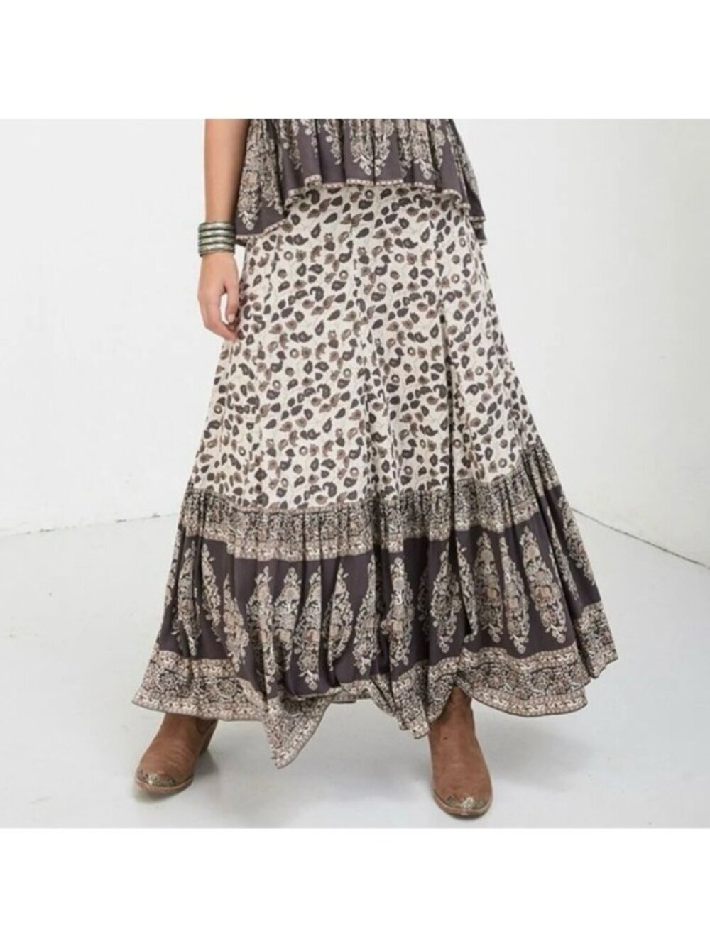 Spell NWT Delirium Maxi Skirt in Cream XS